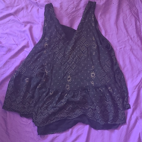 Free People top - Picture 1 of 3